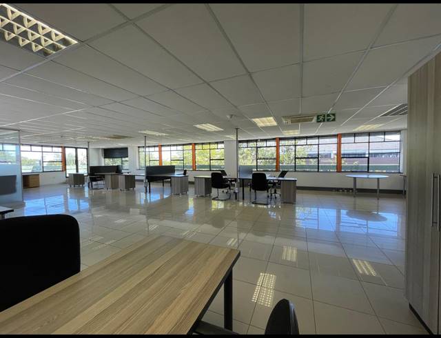 313M² OFFICE TO LET IN RIVONIA